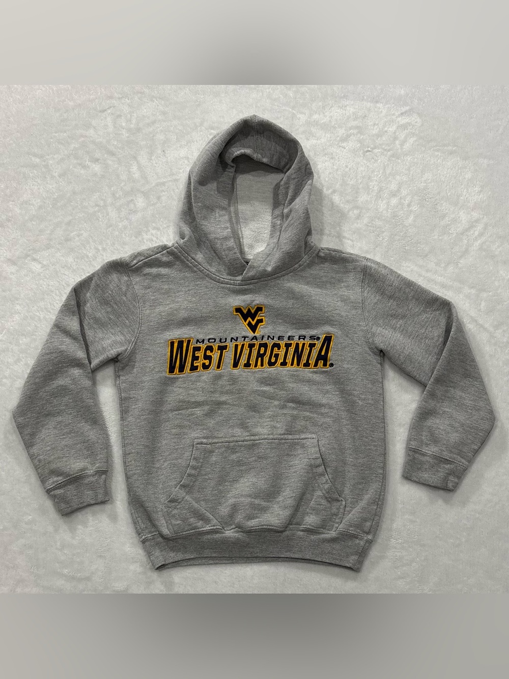 Genuine Stuff West Virginia University Mountaineers Grey Hoodie Youth Size S (8)